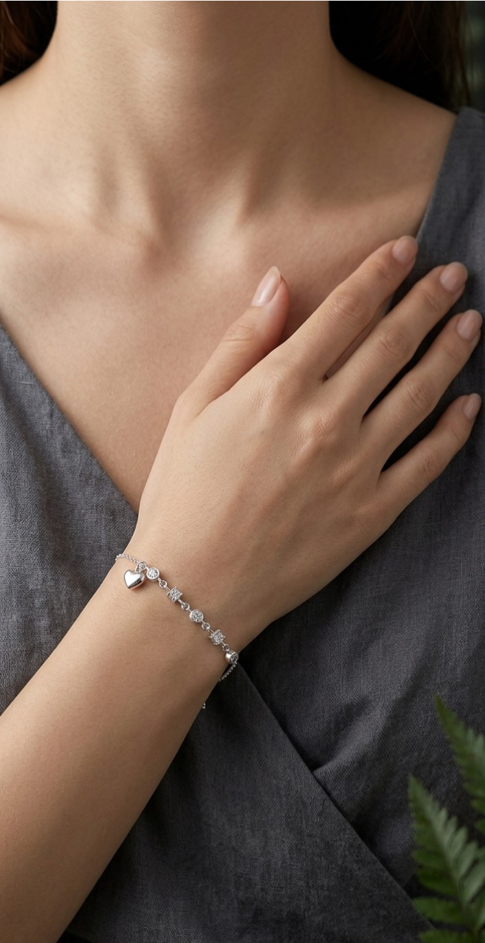 Silver Heart & Crystal Charm 925 Silver bracelet
