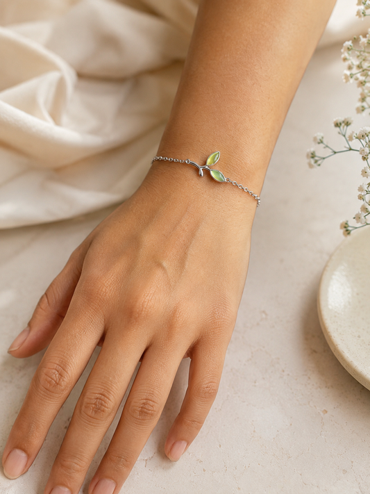 Enchanted Green Leaf 925 Silver Bracelet